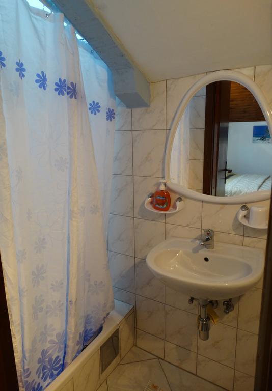 Pansion Belveder Bed and Breakfast Crikvenica Eksteriør billede